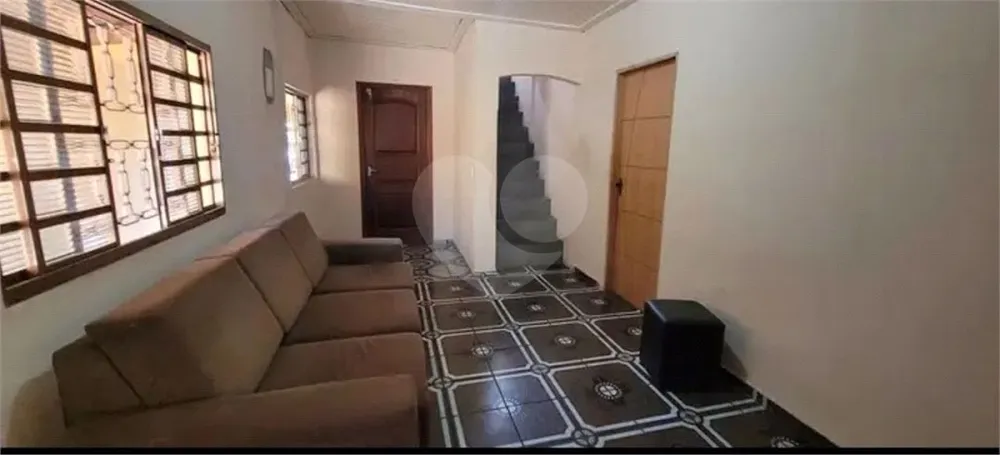 Casa, 3 quartos, 169 m² - Foto 1