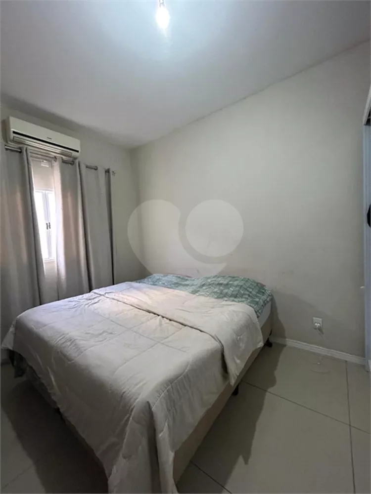 Casa à venda com 3 quartos, 80m² - Foto 5