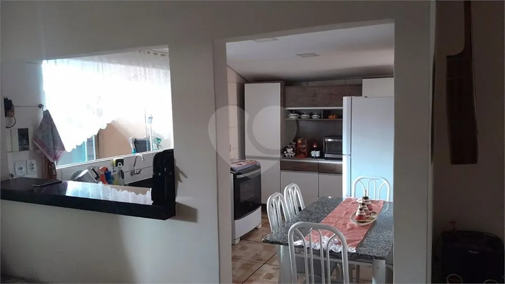 Casa, 2 quartos, 170 m² - Foto 2