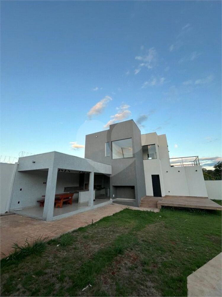 Chácara à venda com 3 quartos, 240m² - Foto 8