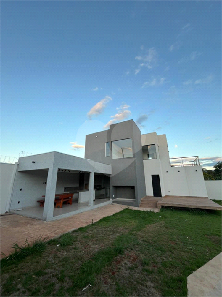 Chácara à venda com 3 quartos, 240m² - Foto 18