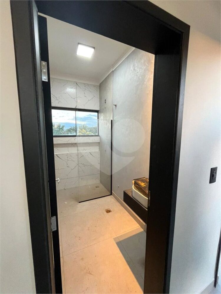 Chácara à venda com 3 quartos, 240m² - Foto 11