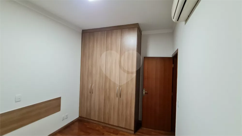 Casa à venda com 2 quartos, 270m² - Foto 23