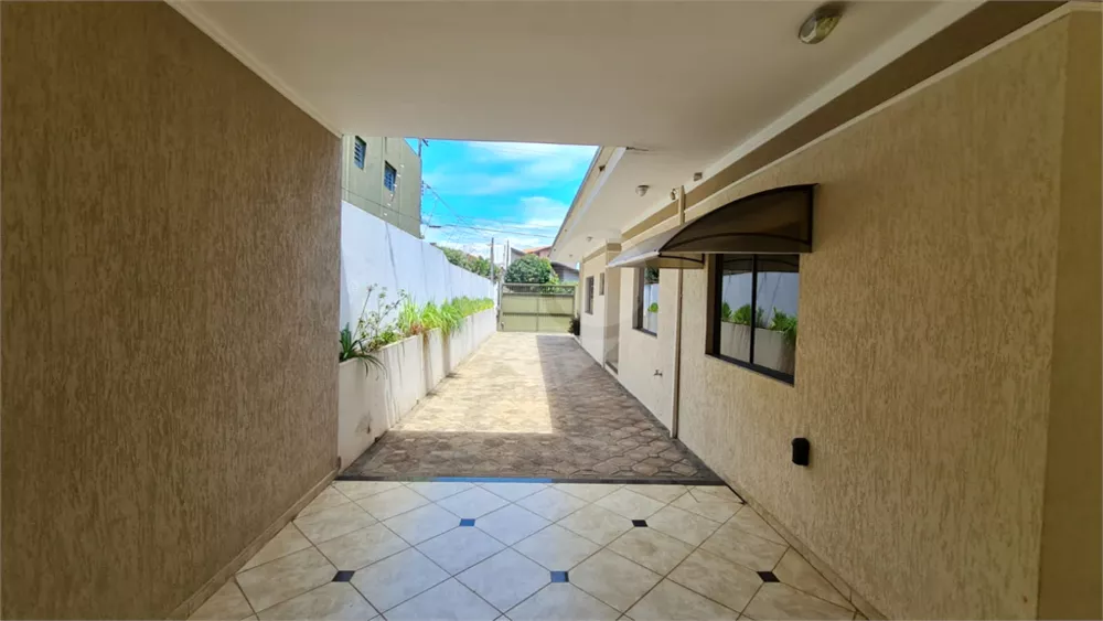 Casa à venda com 2 quartos, 270m² - Foto 6