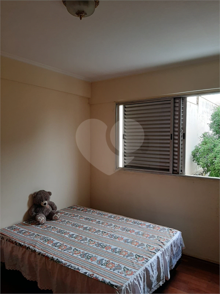 Apartamento à venda com 3 quartos, 100m² - Foto 25