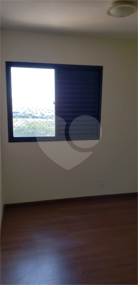 Apartamento para alugar com 3 quartos, 81m² - Foto 3