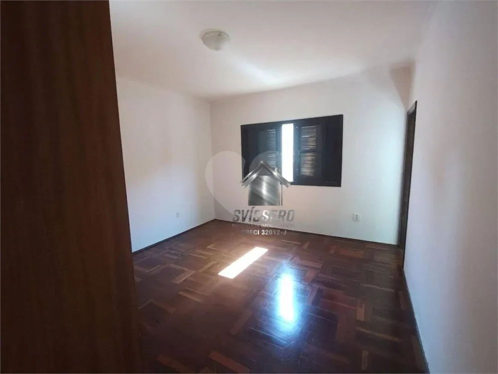 Casa, 3 quartos, 230 m² - Foto 4