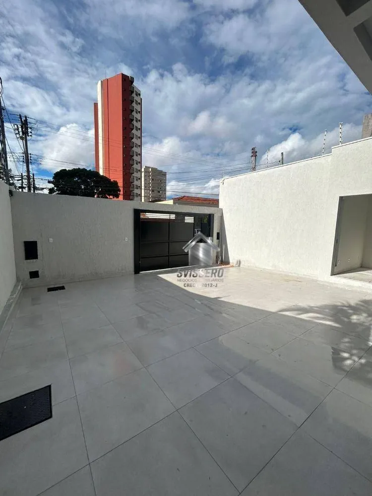 Sobrado, 3 quartos, 235 m² - Foto 2
