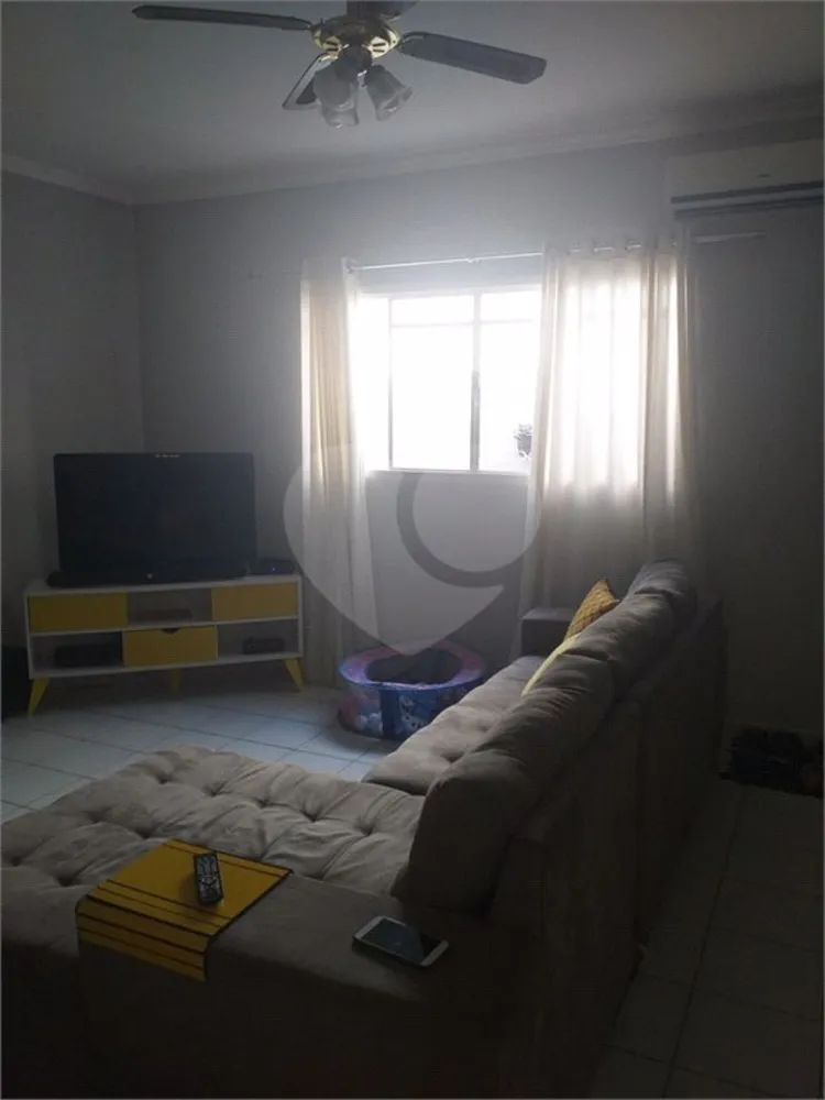 Casa, 3 quartos, 162 m² - Foto 2