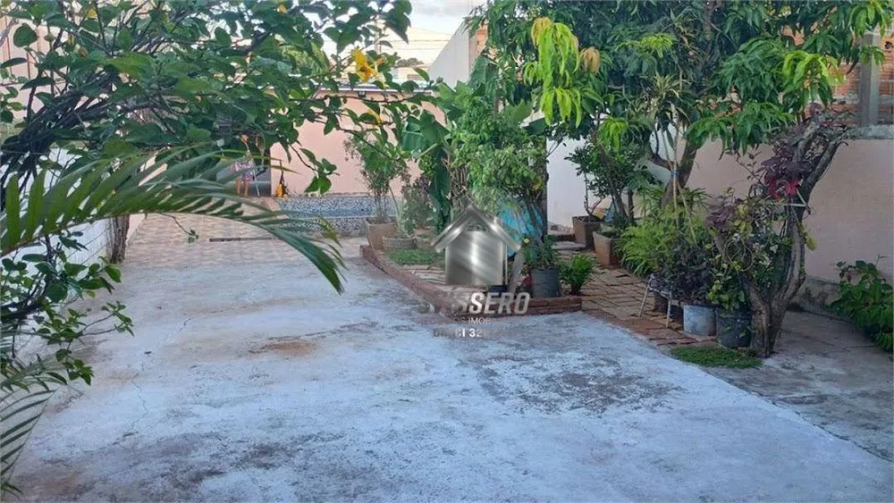 Casa, 2 quartos, 200 m² - Foto 1