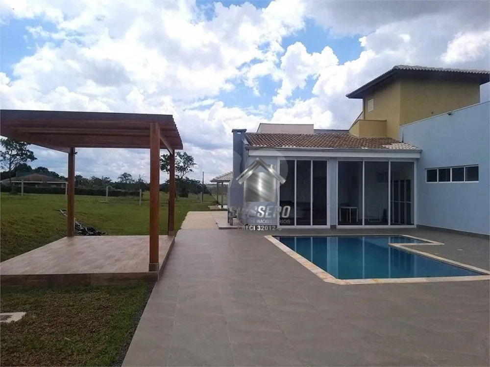 Casa, 3 quartos, 270 m² - Foto 1