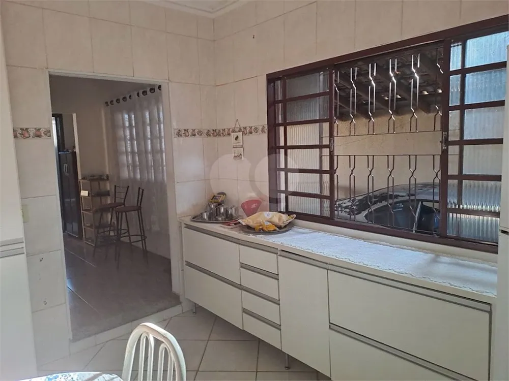 Casa, 4 quartos, 255 m² - Foto 4