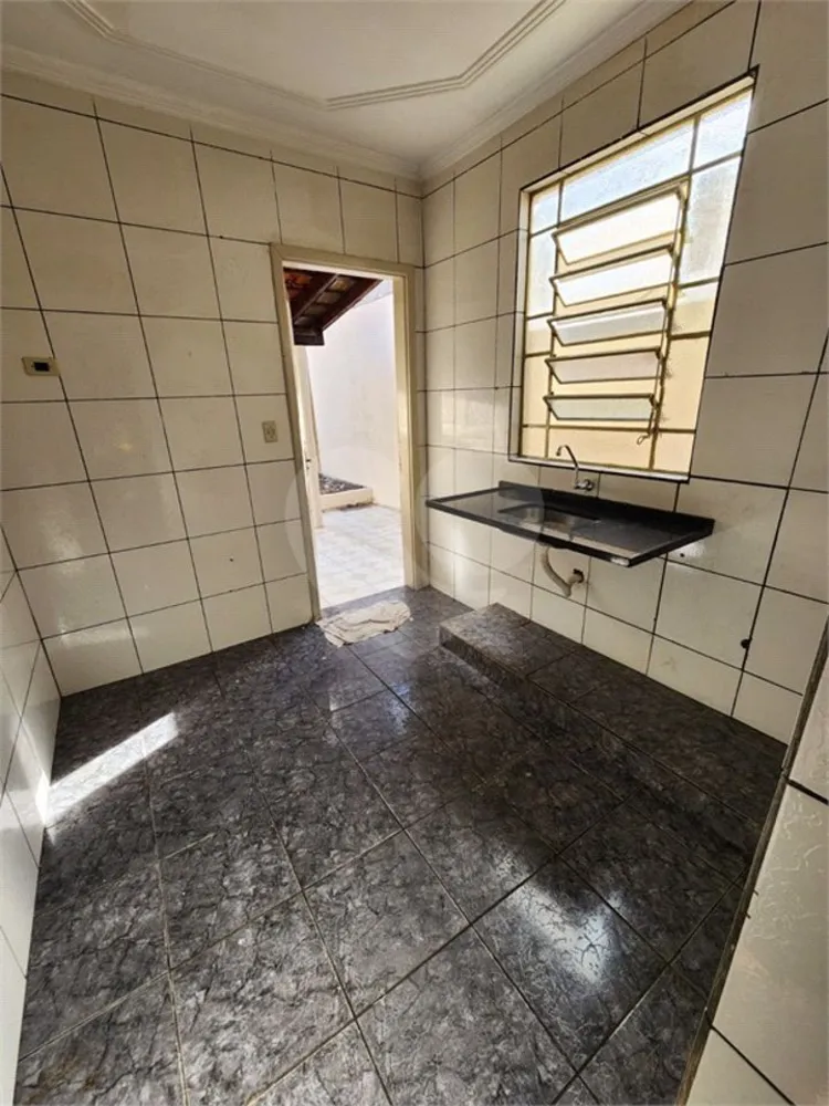 Casa, 3 quartos, 196 m² - Foto 1