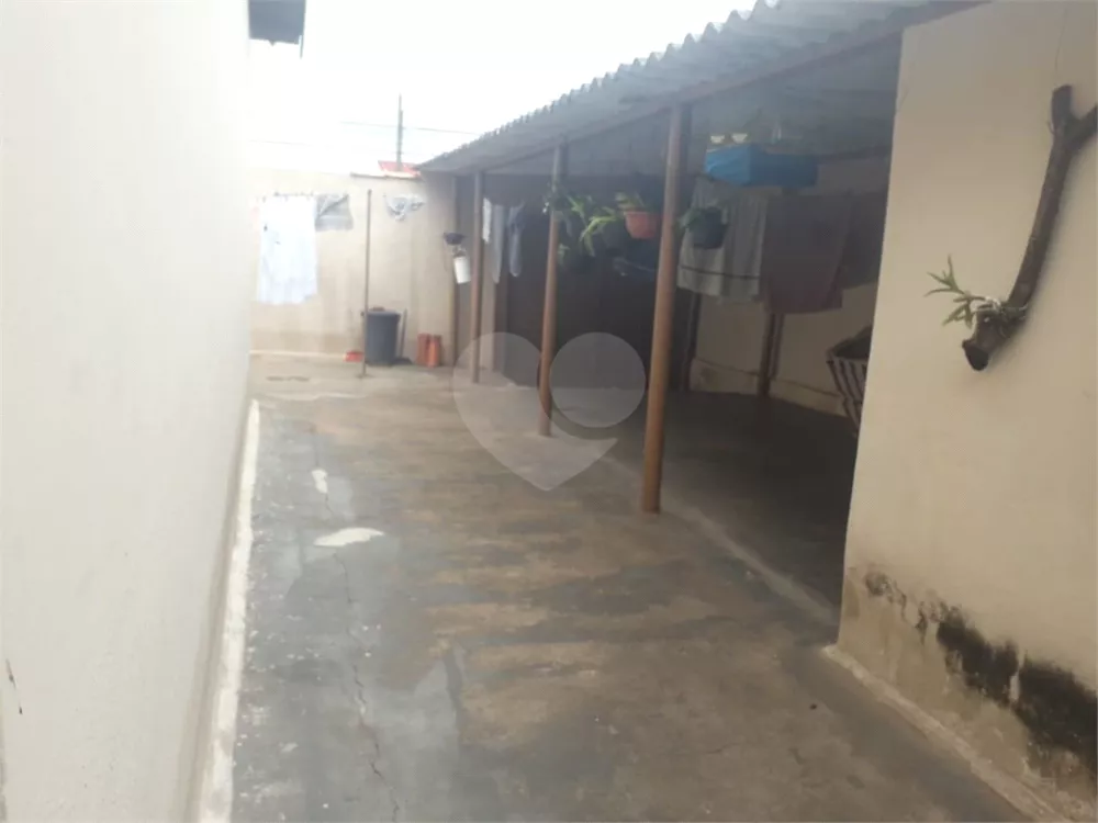 Casa à venda com 3 quartos, 100m² - Foto 12