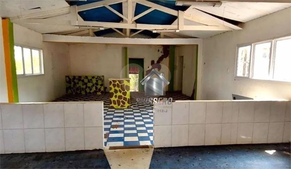 Casa, 3 quartos, 200 m² - Foto 2