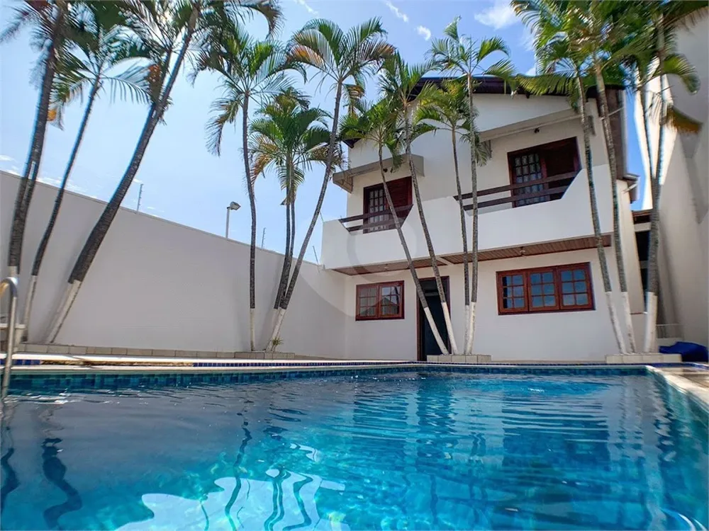 Sobrado, 2 quartos, 300 m² - Foto 1