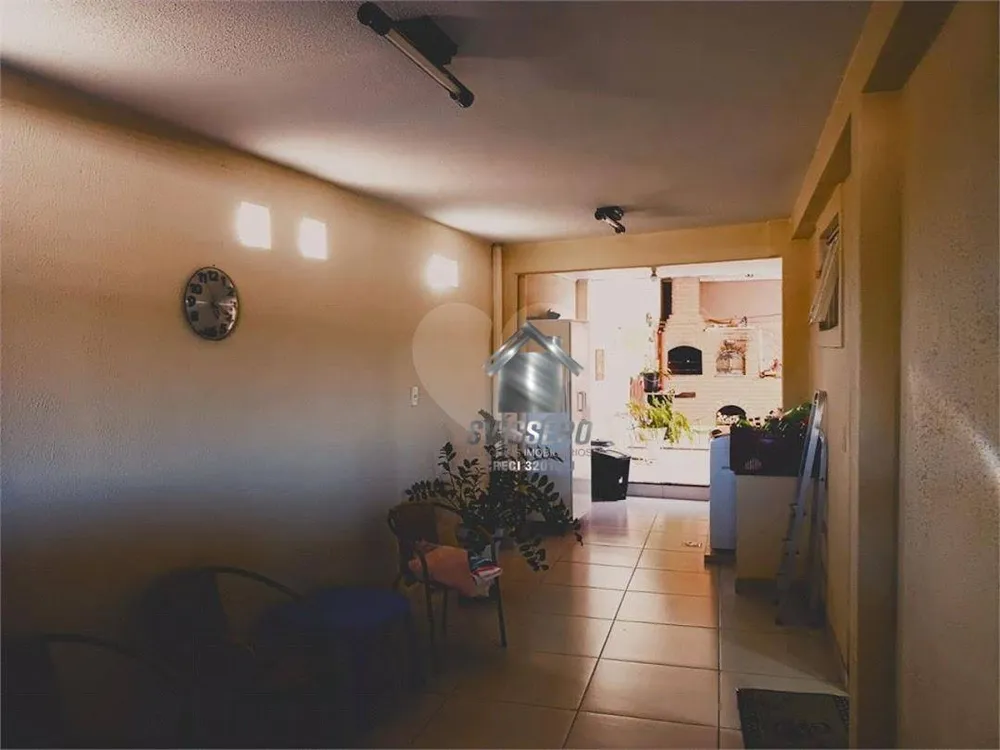 Casa, 4 quartos, 250 m² - Foto 2