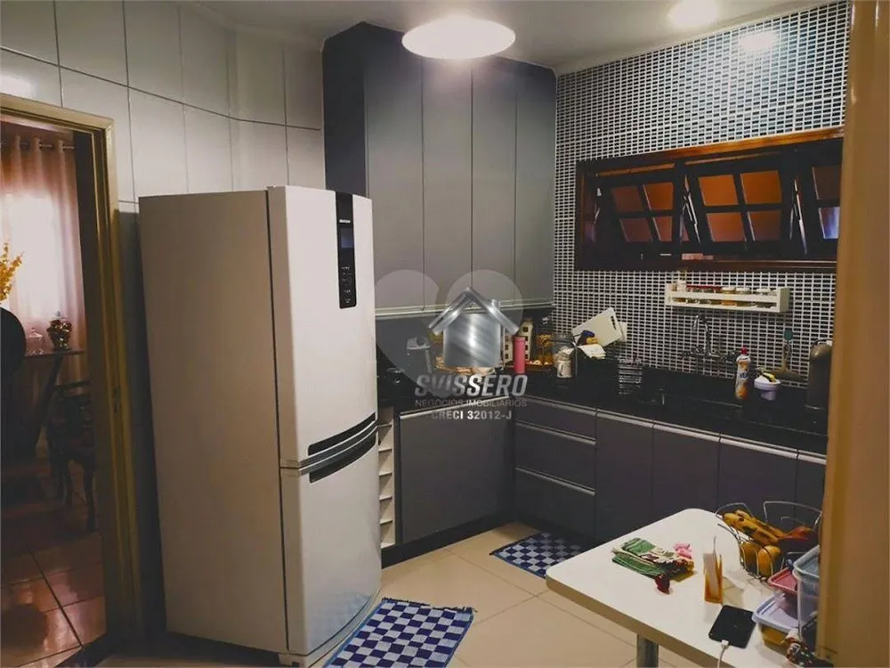 Casa, 4 quartos, 250 m² - Foto 2