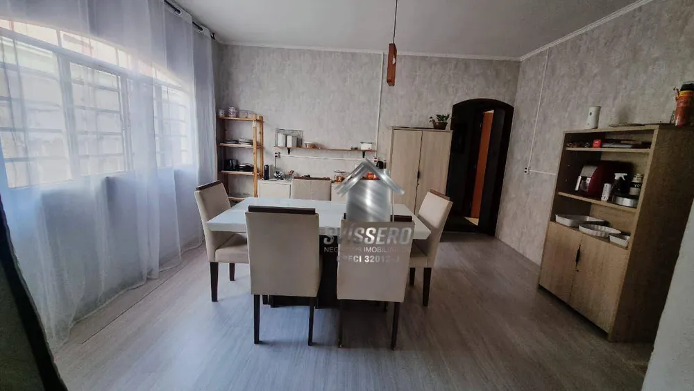 Casa, 3 quartos, 147 m² - Foto 1