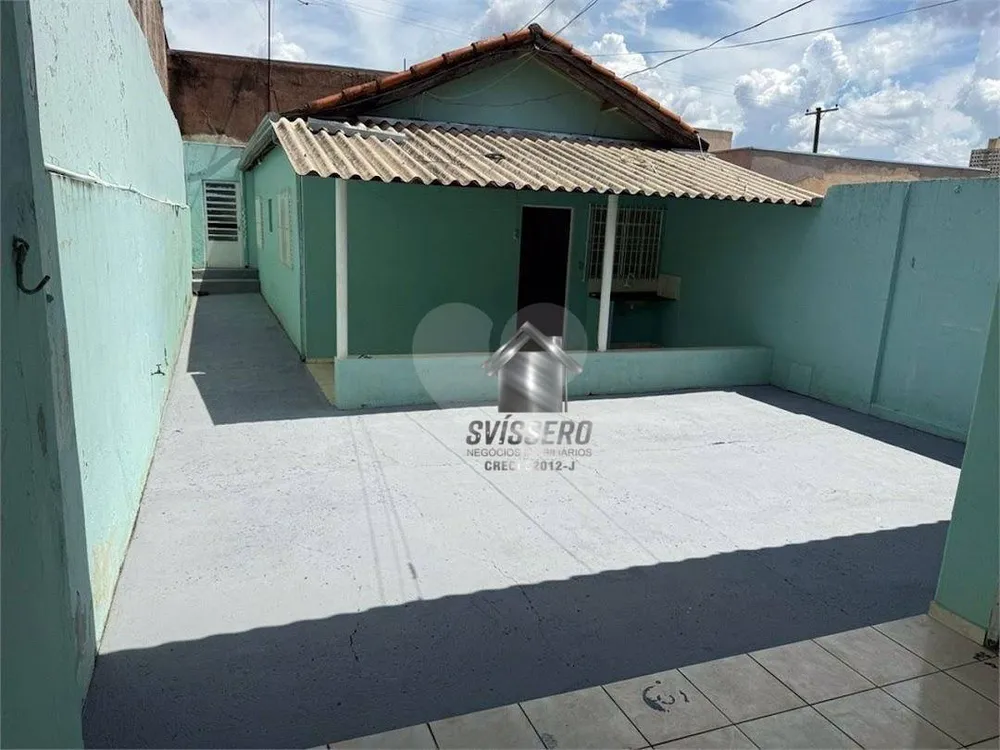 Casa, 2 quartos, 180 m² - Foto 1