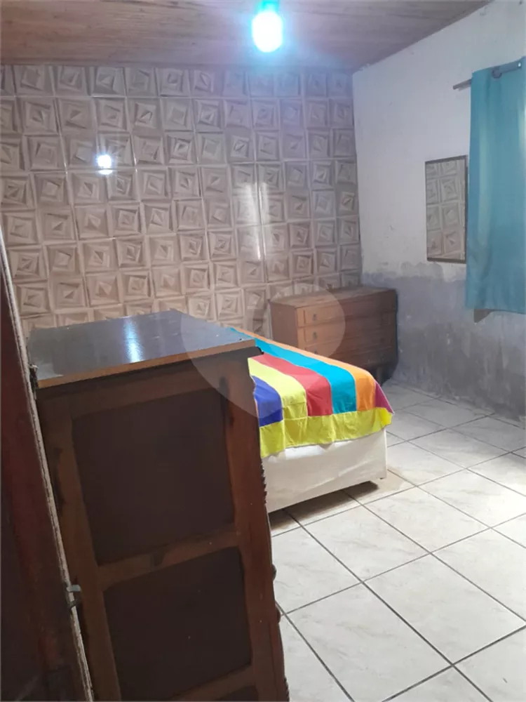 Casa à venda com 3 quartos, 106m² - Foto 2