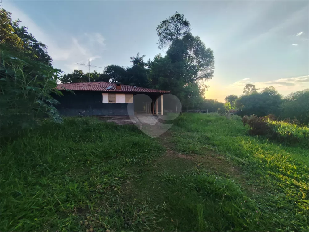 Fazenda à venda com 4 quartos, 150m² - Foto 1