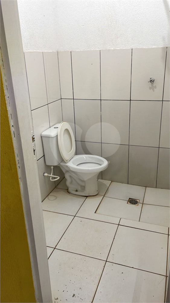 Chácara à venda com 2 quartos, 300m² - Foto 3