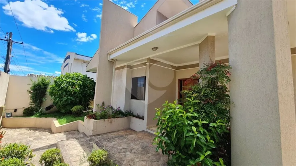 Casa, 2 quartos, 270 m² - Foto 1