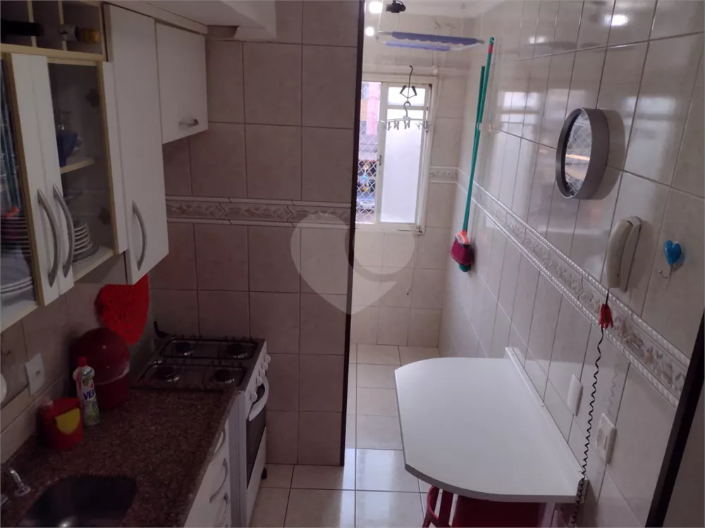 Apartamento à venda com 3 quartos, 58m² - Foto 6