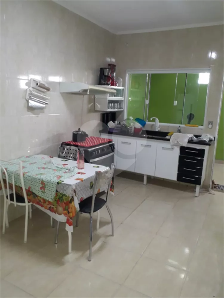 Casa à venda com 4 quartos, 160m² - Foto 4