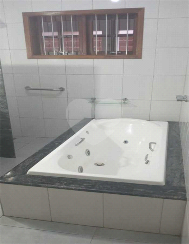 Casa à venda com 3 quartos, 298m² - Foto 6