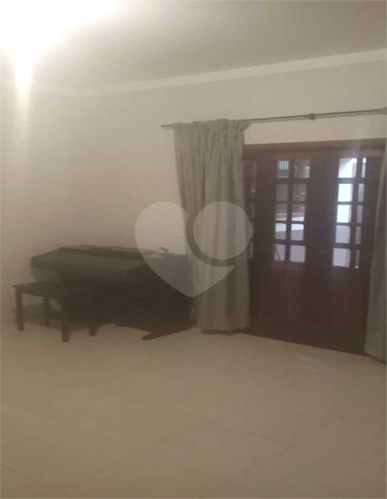 Casa à venda com 3 quartos, 298m² - Foto 3