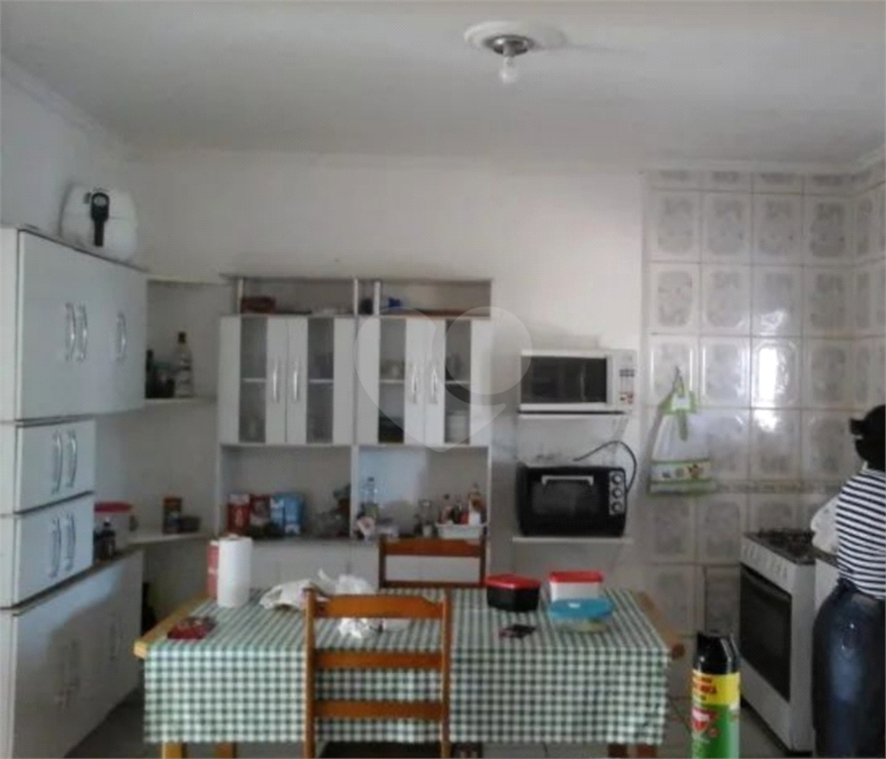 Casa à venda com 2 quartos, 174m² - Foto 8