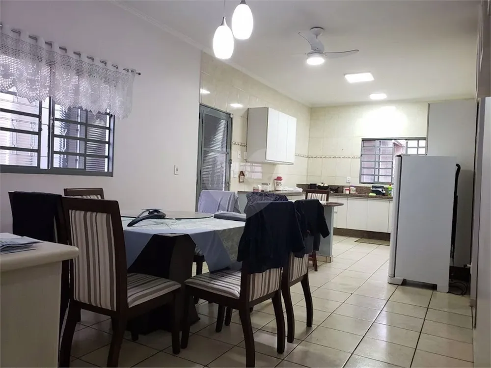 Casa, 2 quartos, 240 m² - Foto 10