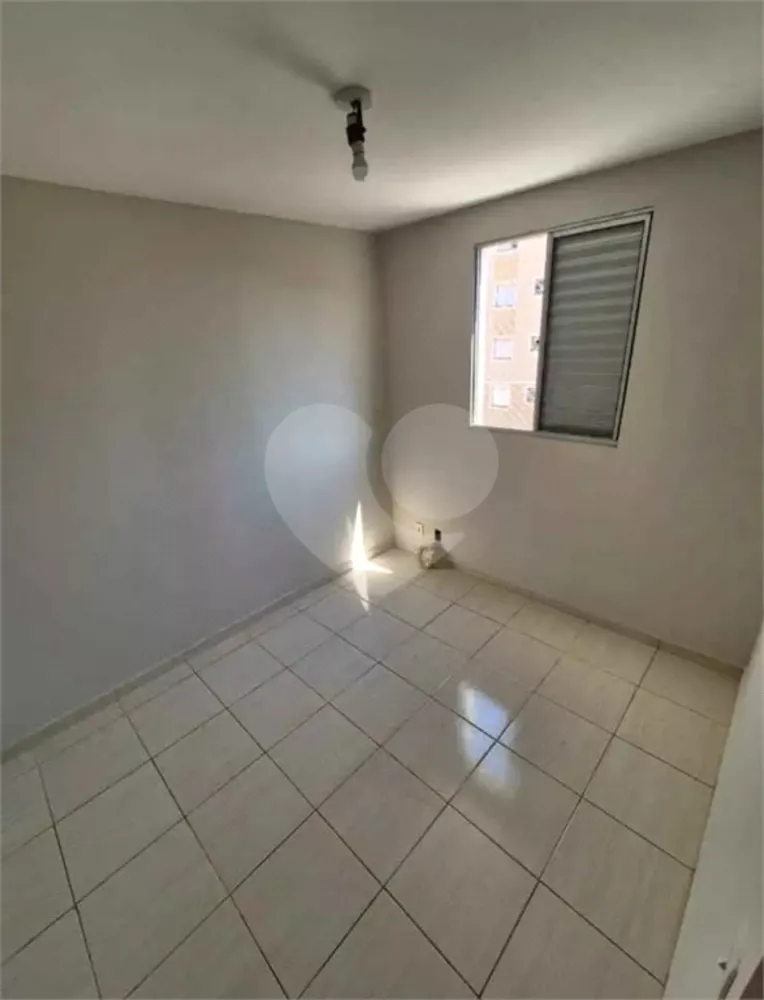 Apartamento à venda com 2 quartos, 48m² - Foto 17