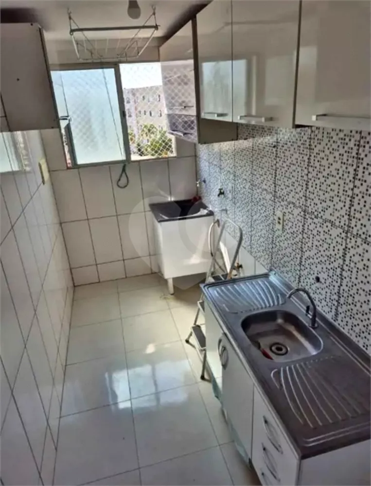 Apartamento à venda com 2 quartos, 48m² - Foto 22