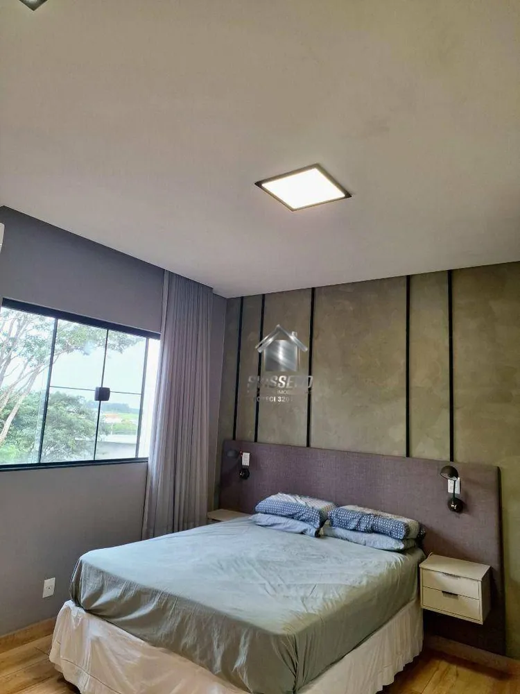 Casa, 3 quartos, 395 m² - Foto 1