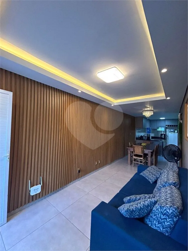 Casa, 3 quartos, 61 m² - Foto 2