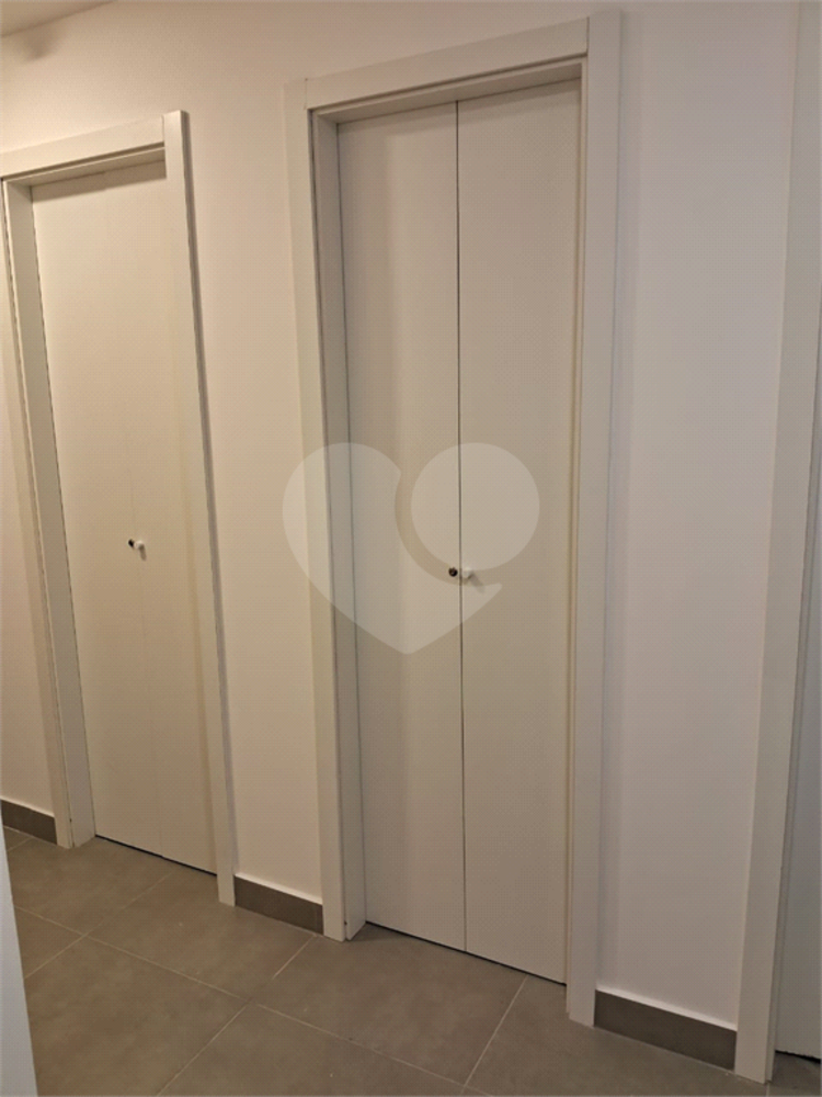 Apartamento à venda com 2 quartos, 64m² - Foto 18