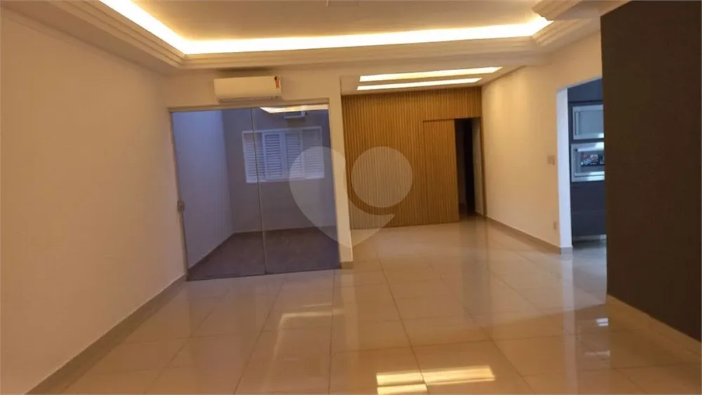 Casa, 3 quartos, 250 m² - Foto 6