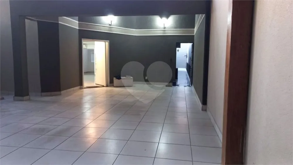Casa, 3 quartos, 250 m² - Foto 4