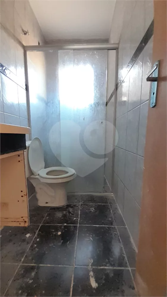 Casa à venda com 2 quartos, 80m² - Foto 2