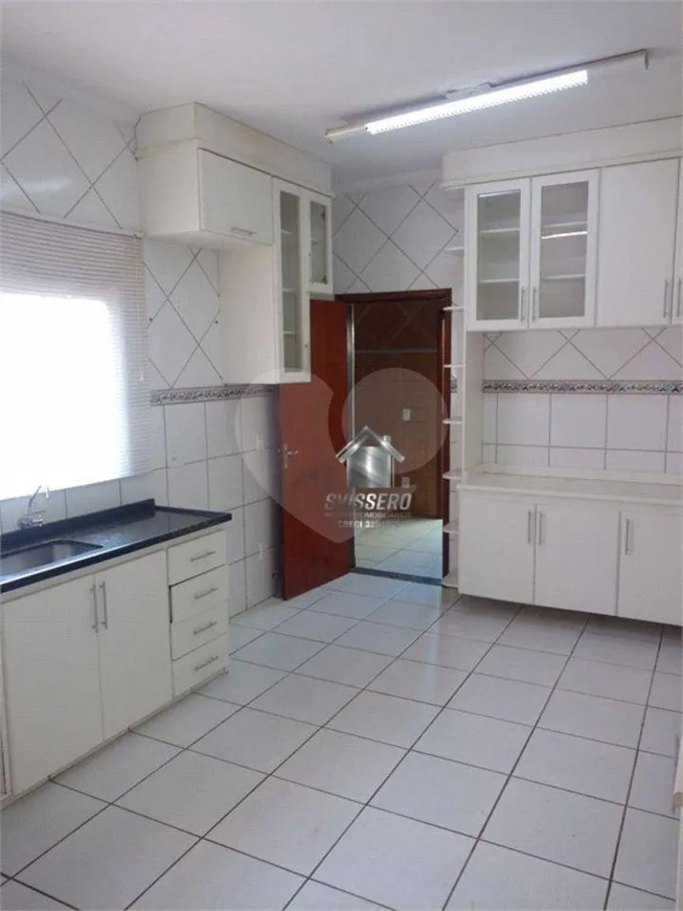Sobrado, 4 quartos, 329 m² - Foto 1