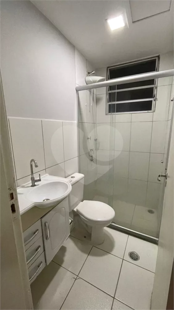 Apartamento à venda com 2 quartos, 42m² - Foto 6