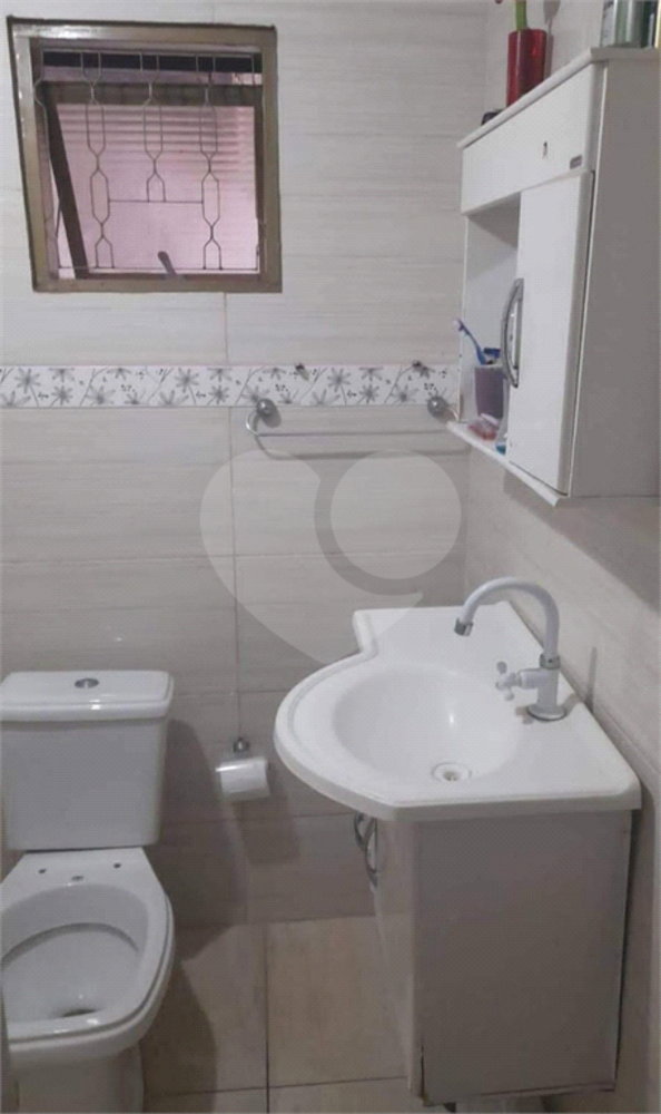 Casa à venda com 3 quartos, 90m² - Foto 9