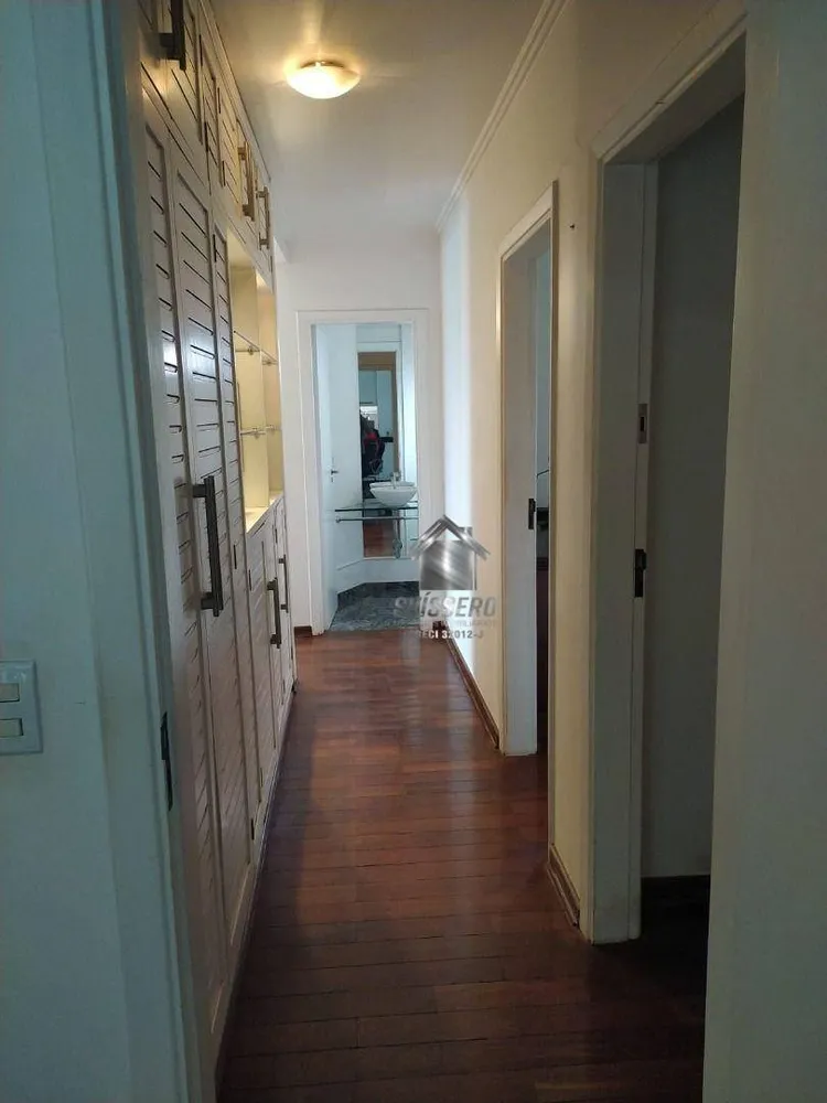 Apartamento, 3 quartos, 250 m² - Foto 1