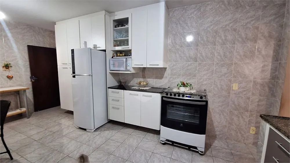 Casa, 3 quartos, 175 m² - Foto 2