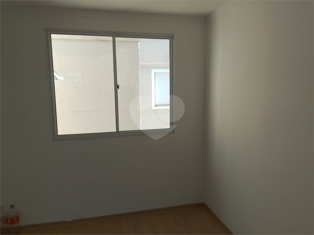 Apartamento para alugar com 2 quartos, 42m² - Foto 4