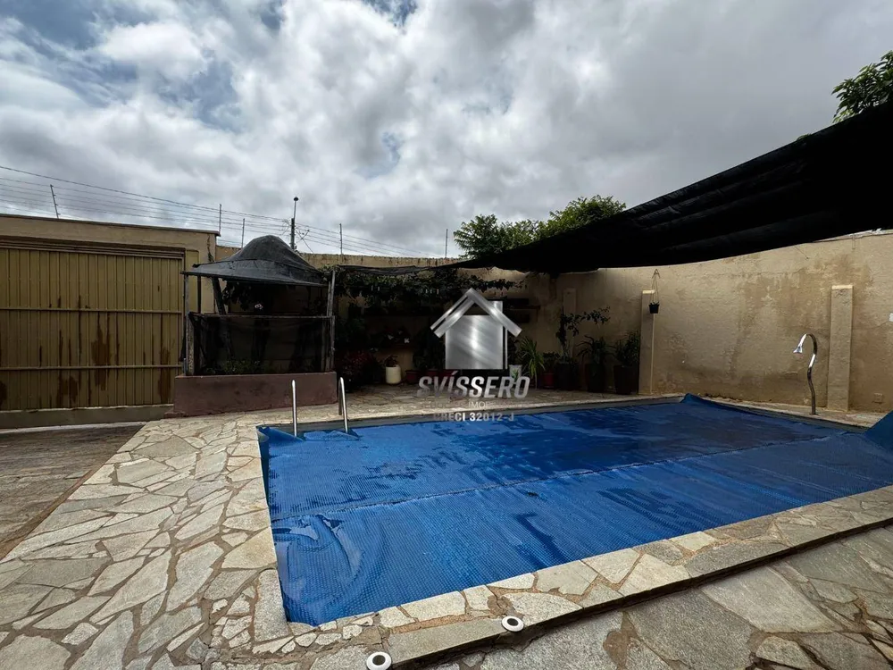 Casa, 4 quartos, 208 m² - Foto 4