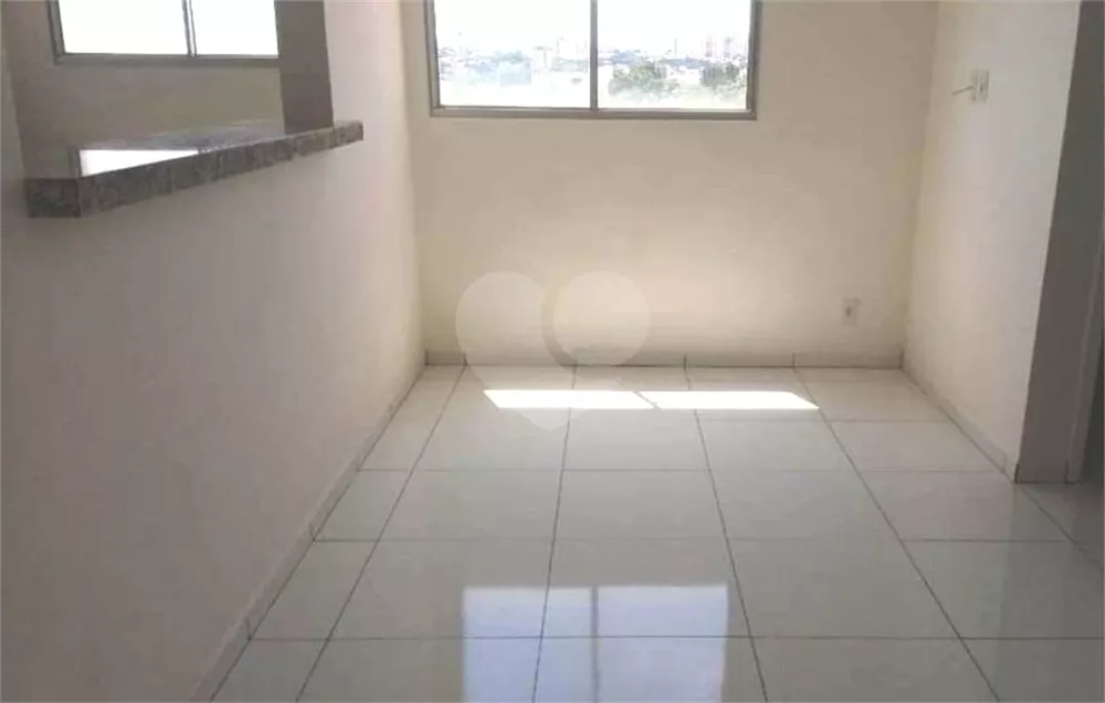 Apartamento à venda com 2 quartos, 46m² - Foto 3